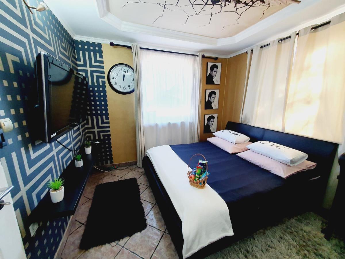 Airport Luxury Apartman 42 Vecses Bagian luar foto